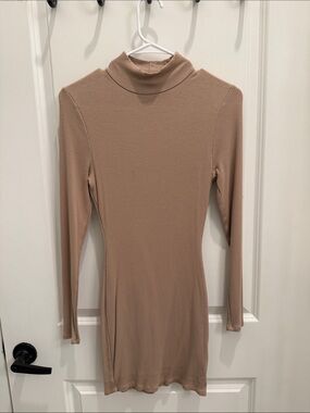 Windsor Ribbed Turtleneck Long-Sleeve Bodycon Dress - Taupe